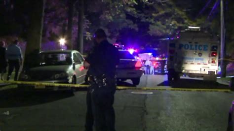 Police Officer Shot In The Face In Yonkers 2 Suspects In Custody