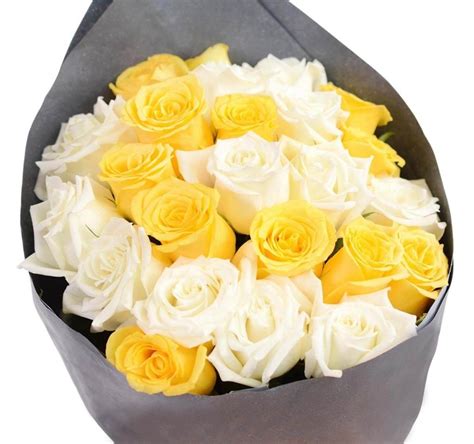 Bunch Of Yellow & White Roses