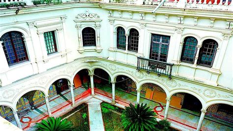 Fenómenos paranormales en un palacio sevillano Si me oyes mueres