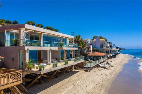 Quintessential Malibu Modern Offering Sleek, Beachfront Bliss Asks $19M ...