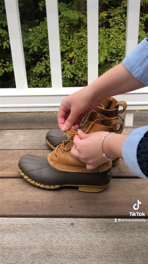 How To Tie Bean Boots With An Eastland Knot Boots Duck Boots Outfit