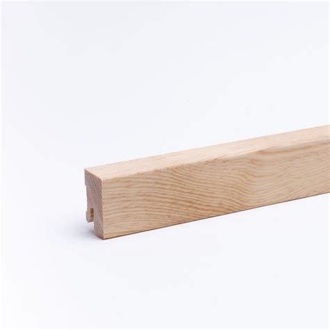 Plinthe en bois véritable avec à bord biseauté 40 mm pin huilé Bord