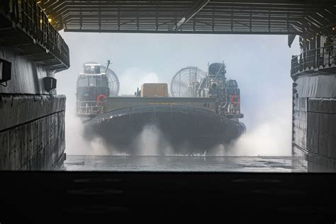 Dvids Images Uss Carter Hall Conducts Lcac Operations Image 3 Of 5