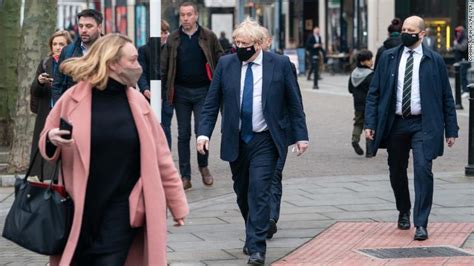 Boris Johnson admitió que asistió a fiesta durante el confinamiento y