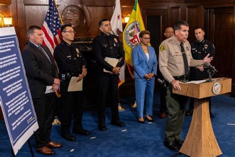 Eight Arrested In Multimillion Dollar Retail Theft Operation Los Angeles County Sheriff