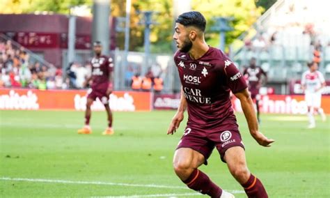 Tottenham Monitor Metz Forward Georges Mikautadze