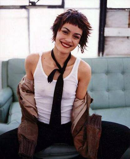 Shannyn Sossamon Sexy And Topless Pics Nude Leaked Diaries