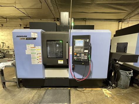 Used Doosan DNM 350 5AX CNC Vertical Machining Center 8071582