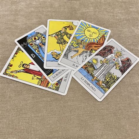 Libros imprescindibles para empezar en el tarot Cuál leer primero