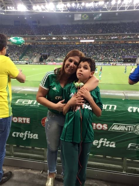 This Brazilian Mom Narrates Football Matches To Her Blind Son So That He Doesn’t Feel Left Out