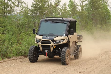 Essai Du Can Am Defender Hd10 Limited 2023 Planète Quad Magazine