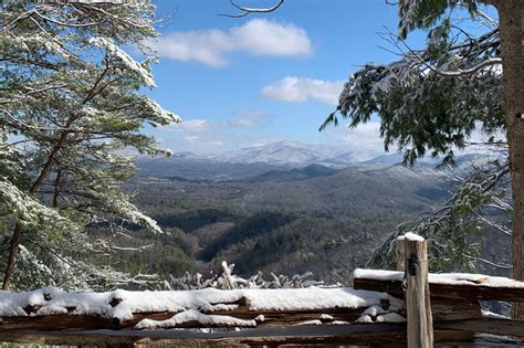 Your Guide to the Best Winter Hiking in the Smokies - Smokies Adventure