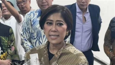 Menkominfo Meutya Hafid Kita Akan Lanjutkan Perang Budi Arie Lawan