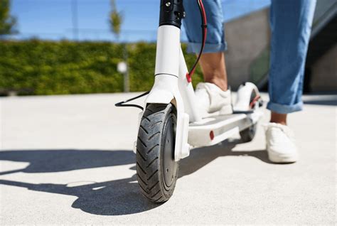 Cu Nto Tarda En Cargarse Un Patinete El Ctrico Solum