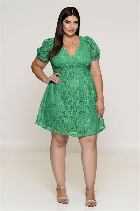 Vestido Plus Size Verde Bandeira Em Renda Vk Moda Plus Size