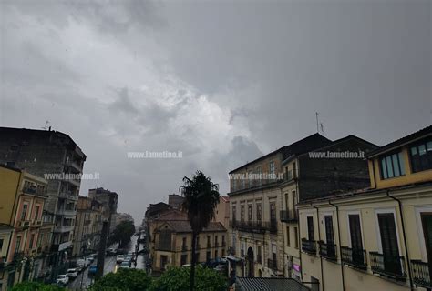 Maltempo In Calabria Forti Venti E Piogge Previsto Anche Calo Delle