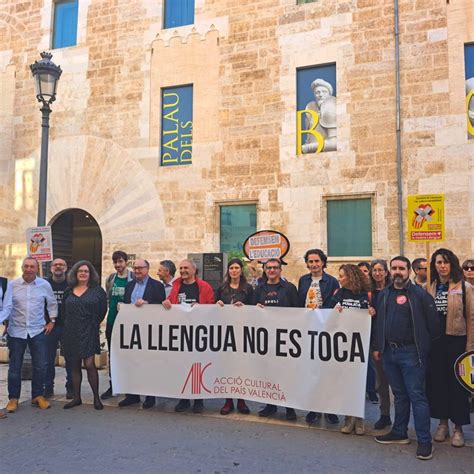 La Llengua No Es Toca Concentraci Per Frenar Les Lleis En Contra Del