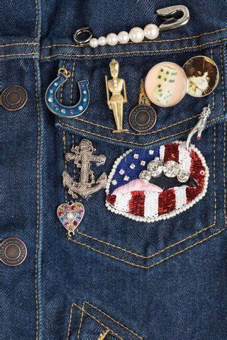 How To Wear Pins And Brooches To Easily Update Your Clothes Denim