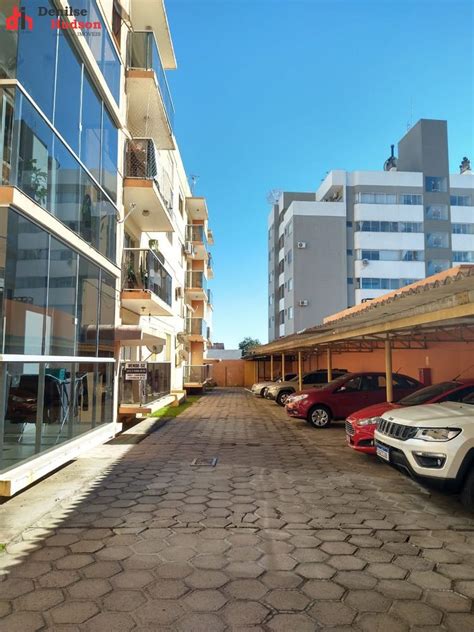 Apartamento à venda na Rua Pinheiro Machado Centro em Santiago RS