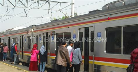 Kereta Galleri Stasiun Cibinong Terbaru