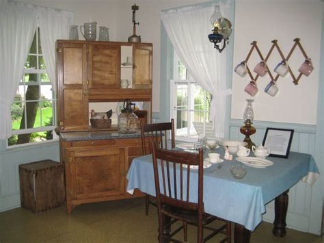 708 best Amish Homes Inside images on Pinterest | Cottage kitchens, Country kitchens and Country ...