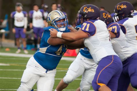 D3football.com names two Continentals all-region - News - Hamilton College