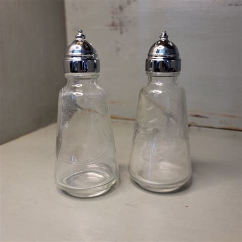 Vintage Anchor Hocking Salt And Pepper Shakers Etsy