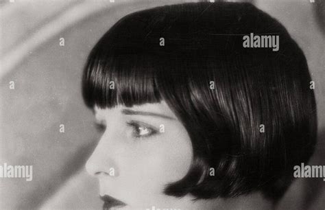 Louise Brooks Bob Haircut - Best Haircut 2020