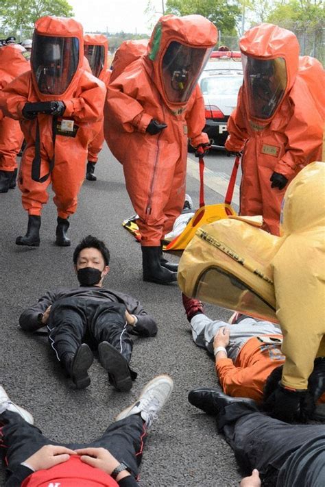 避難や救護 手順を確認 成田空港で200人 テロ対策訓練 ／千葉 毎日新聞