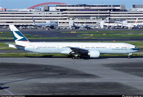 B KPX Cathay Pacific Boeing 777 367ER Photo By Kazuchika Naya ID