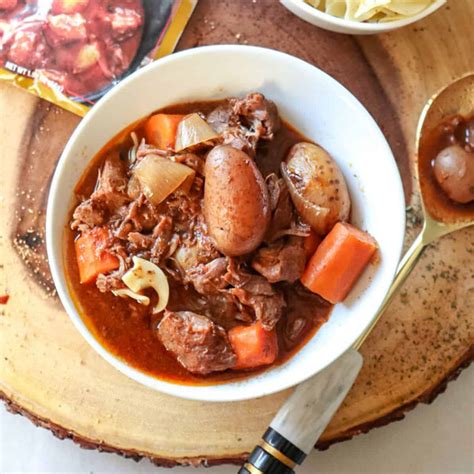 Easy Slow Cooker Beef Stew With Video Razzle Dazzle Life