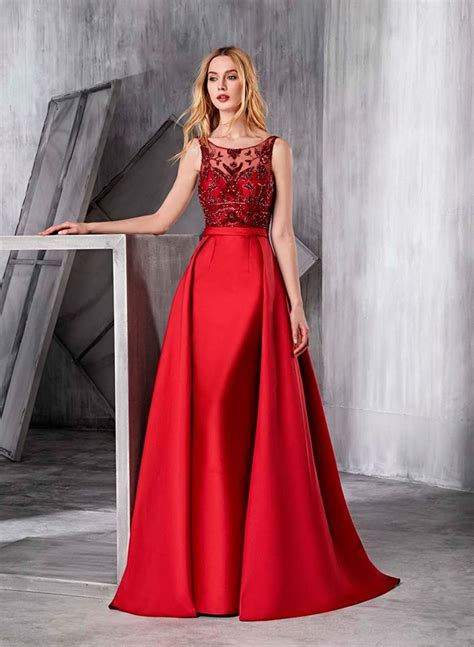 Vestidos de fiesta rojos para invitadas de boda - Woman
