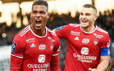 Brest S Impose Face Nantes Avec Un But D Cisif De Mouni