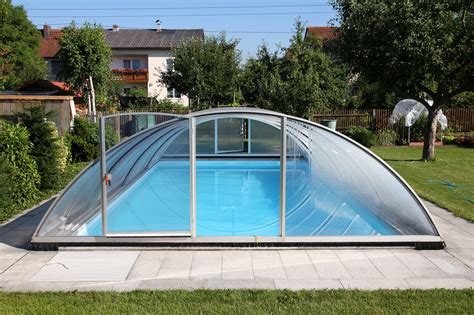 Mistakes to Avoid While Choosing Pool Enclosure Designs - American ...