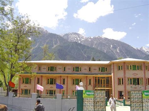 Hotel Baisaran Pahalgam - Reviews, Photos & Offers