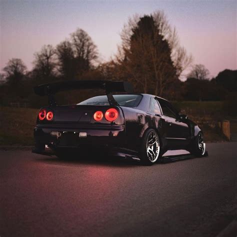 Skyline | Car photos, Modified cars, Skyline