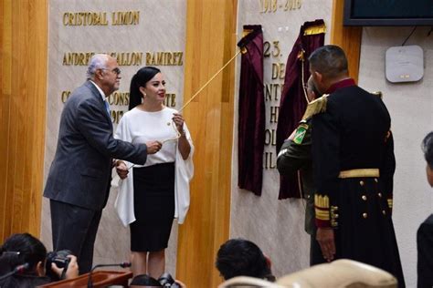 Encabeza Miguel Ángel Navarro Quintero homenaje al Heroico Colegio Militar