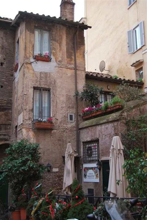 Wandering Soul, Wondering Mind — Old houses in Rome, December 2008 ...