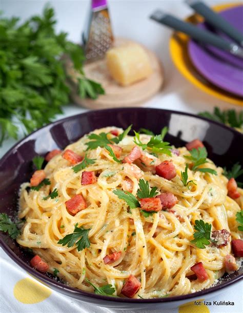 Smaczna Pyza Obiad Makaron Spaghetti A La Carbonara Creamy Chicken