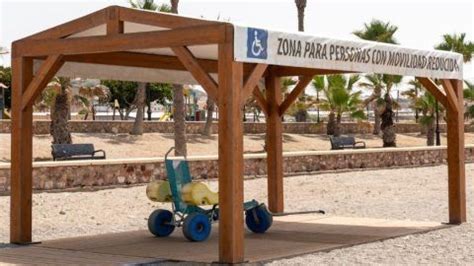 FAAM presenta la XVI Guía de Accesibilidad a las playas FAAM