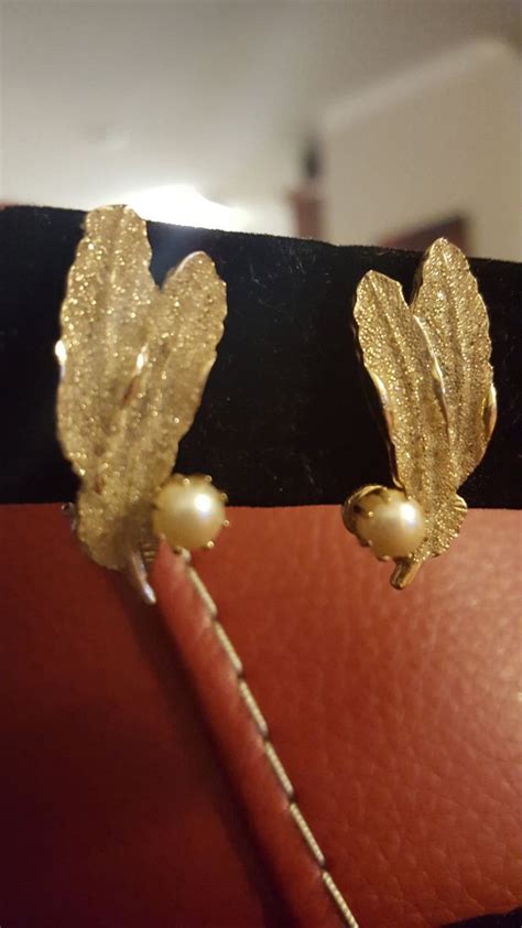 Kramer Feather Faux Pearls Clip On Earrings Vintage S Etsy