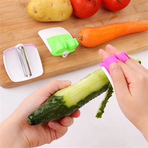 Finger Held Palm Peeler Easy Hold Vegetable Fruit Salad Slicer Kitchen