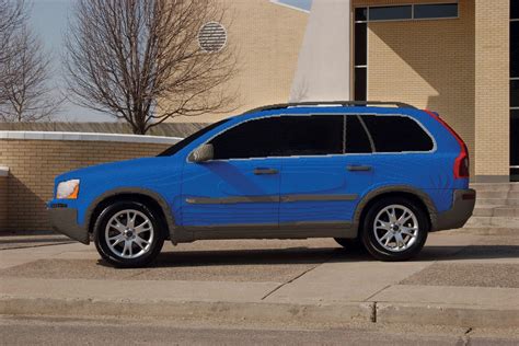 Special "pieced together" version of Volvo XC90 unveiled at New York ...