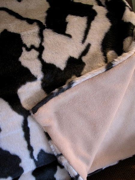 How to Make a Faux Fur Blanket - Infarrantly Creative