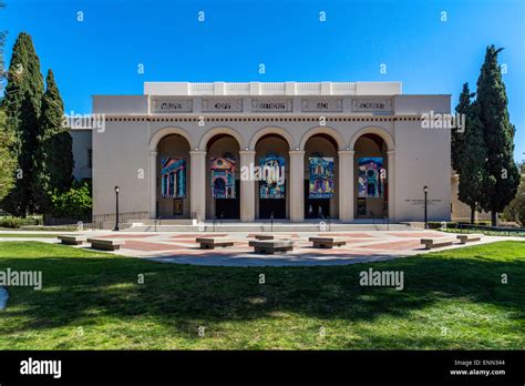 Music Colleges Hi Res Stock Photography And Images Alamy