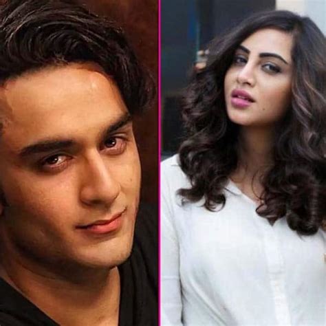 Bigg Boss Vikas Gupta And Arshi Khan Look All Set To Settle Scores