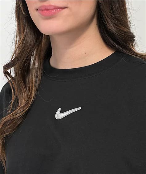 Nike Sportswear Swoosh Black Long Sleeve Crop T Shirt