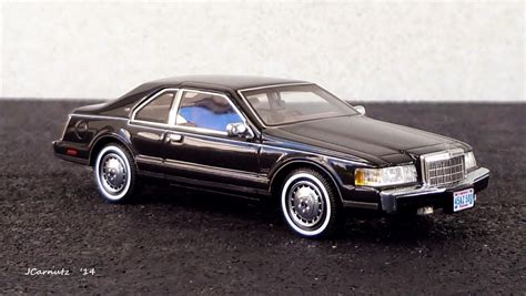 DIECAST MANIA • 1984 LINCOLN CONTINENTAL MARK VII LSC COUPE Issued...