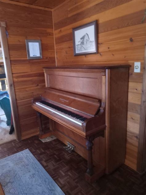 Gerhard Heintzman Upright Piano Pianos And Keyboards Saskatoon Kijiji