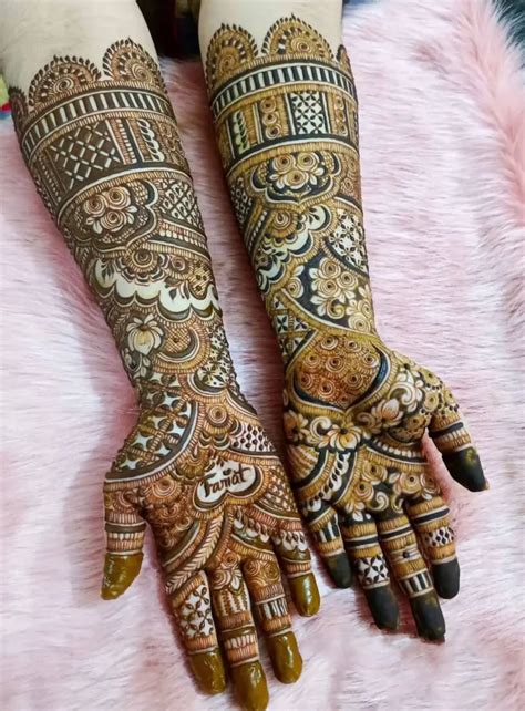 Karva Chauth Special Mehndi Designs Ideas - 2023